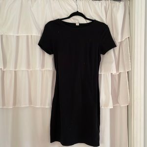 Black shift dress size small